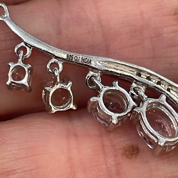 Sterling silver 925 Diamond chip elegant pink cz dangle drop bar pendant - Picture 9 of 13